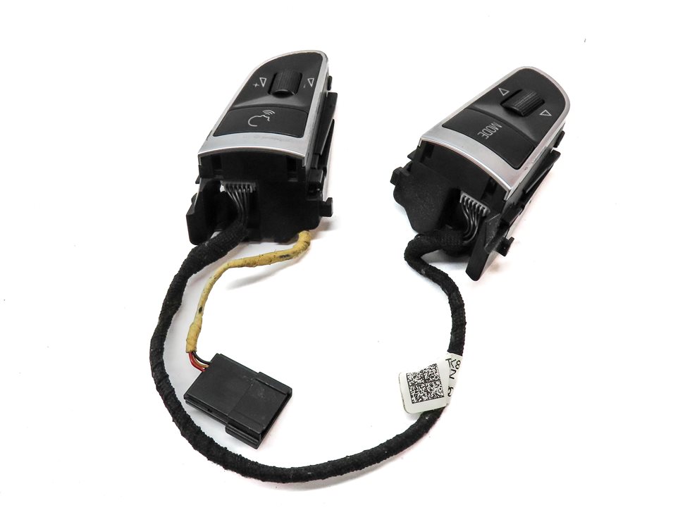 Thumbnail 4: 2011 AUDI A5 CONVERTIBLE (B8 8T) STEERING WHEEL MODE PHONE AUDIO SWITCH SET/2