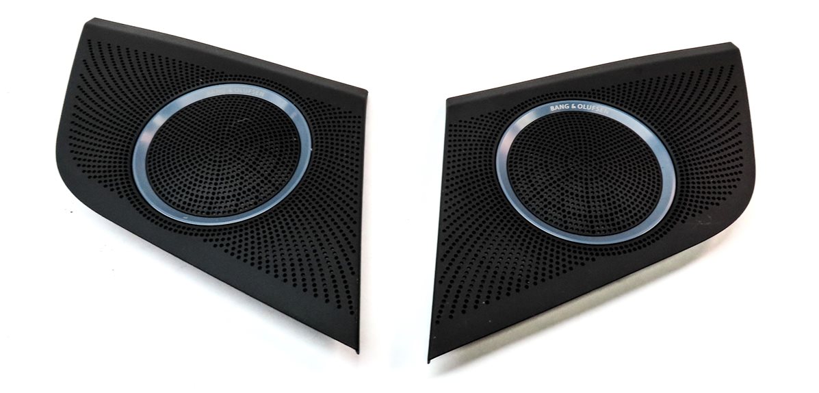 Thumbnail 7: 2011 AUDI A5 CONVERTIBLE (B8 8T) BANG & OLUFSEN AUDIO SPEAKER GRILLE COVER SET/9