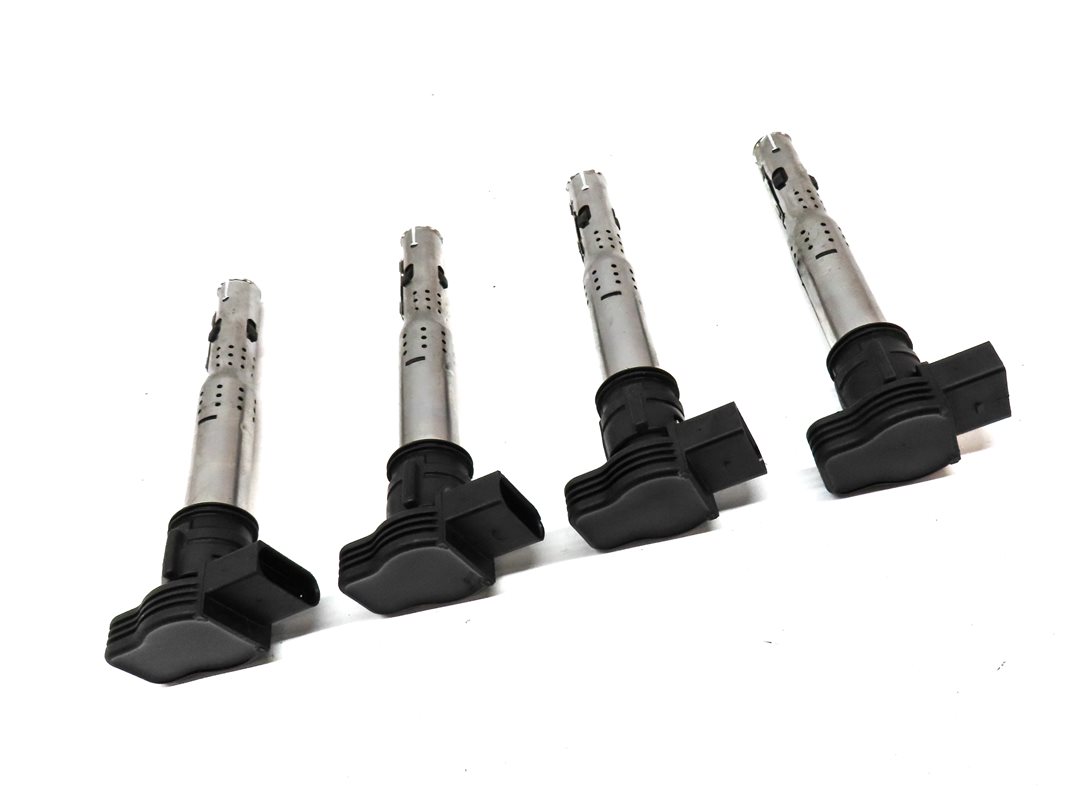 Thumbnail 3: 2011 AUDI A5 CONVERTIBLE (B8 8T) 2.0L TURBO (CAEB) ENGINE IGNITION COIL SET/4