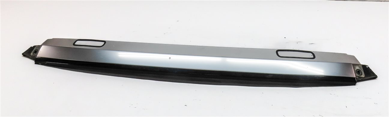 2011 AUDI A5 CONVERTIBLE (B8 8T) UPPER FRONT WINDSHIELD WINDOW TRIM (ALUMINUM)