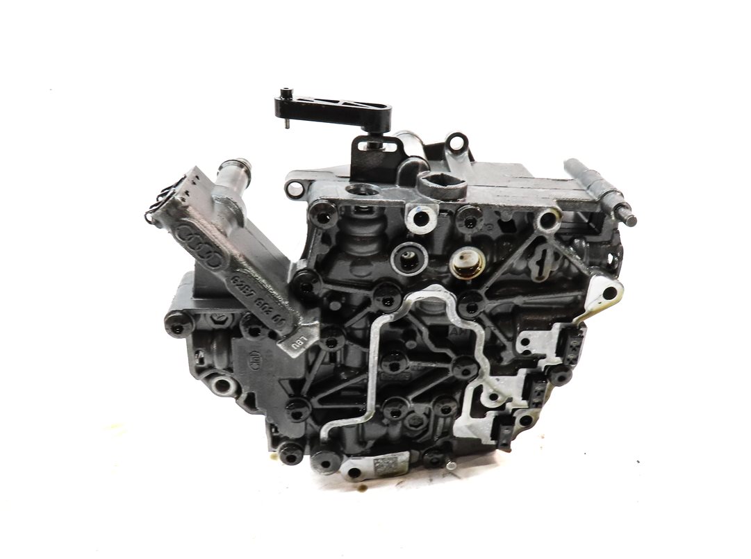 Thumbnail 5: 2010-2014 AUDI A5 (B8 8T) (LKV / MVC) 2.0T CVT TRANSMISSION VALVE BODY OIL PUMP