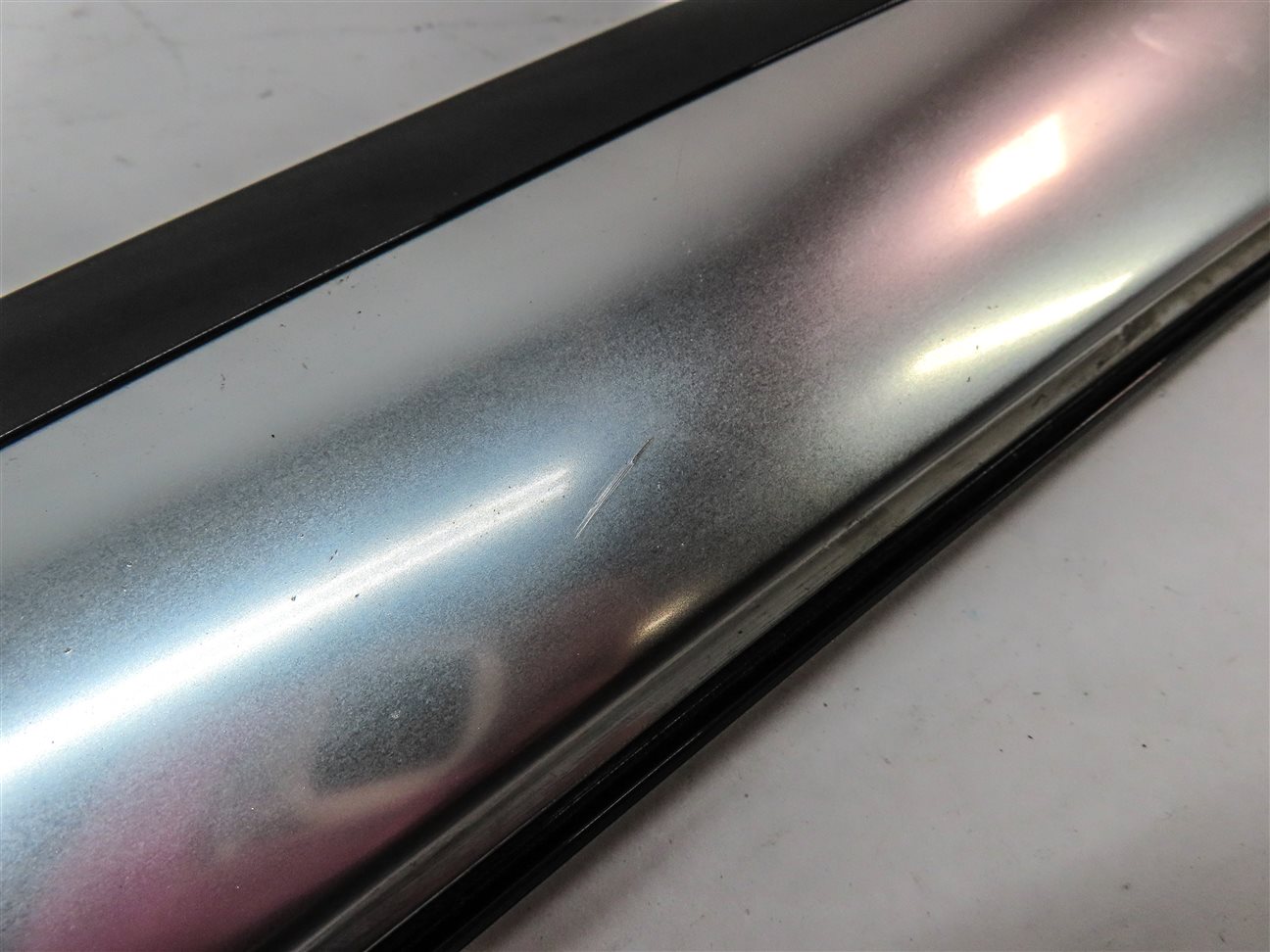 Thumbnail 7: 2011 AUDI A5 CONVERTIBLE (B8 8T) FRONT RIGHT PASSENGER WINDSHEILD TRIM PANEL