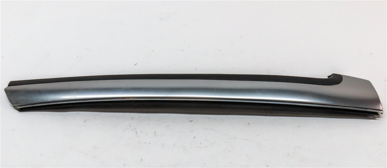 Thumbnail 4: 2011 AUDI A5 CONVERTIBLE (B8 8T) FRONT LEFT DRIVER WINDSHIELD TRIM PANEL