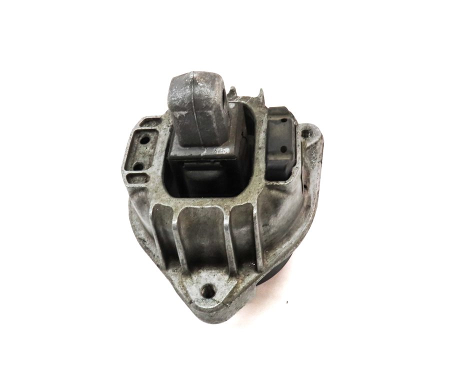 Thumbnail 2: 13 BMW 650i GRAN COUPE F06 4.4L N63 FRONT RIGHT PASSENGER ENGINE MOTOR MOUNT
