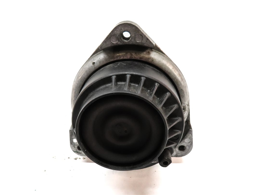 Thumbnail 5: 13 BMW 650i GRAN COUPE F06 4.4L N63 FRONT RIGHT PASSENGER ENGINE MOTOR MOUNT