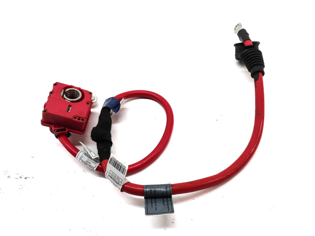 Thumbnail 2: 13 BMW 650i GRAN COUPE (F06) 4.4L (N63) ENGINE POSITIVE BATTERY CABLE TERMINAL