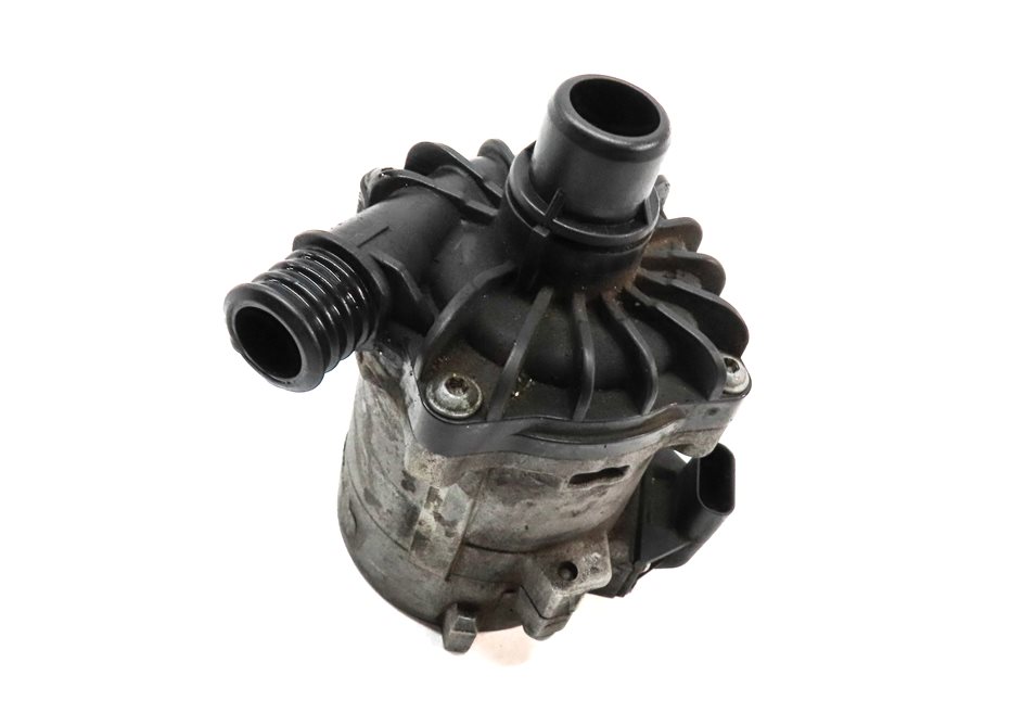 Thumbnail 3: 2013 BMW 650i GRAN COUPE (F06) 4.4L (N63) ENGINE AUXILIARY WATER COOLANT PUMP