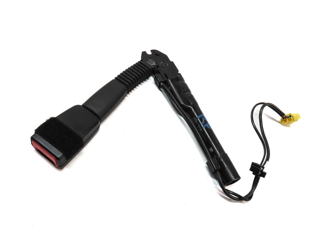 Thumbnail 3: 12-19 BMW 4 6 SERIES M4 M6 F06 F12 F13 F32 RIGHT FRONT SEATBELT RECEIVER (BLACK)