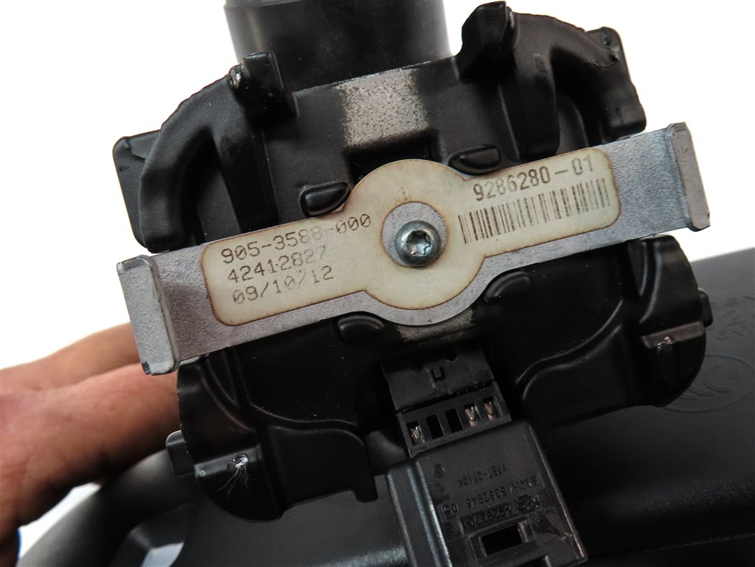 Thumbnail 6: 12-19 BMW 5 6 7 SERIES (F01 F06 F10 F12 F13) AUTOMATIC HIGH BEAM REARVIEW MIRROR