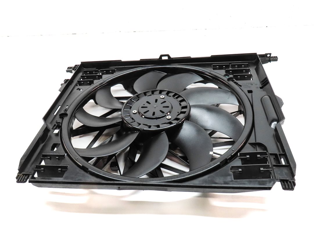 Thumbnail 2: 2010-2018 BMW 550i 550iGT 650i 750i B7 (F01 F06 F10) 850w RADIATOR COOLING FAN