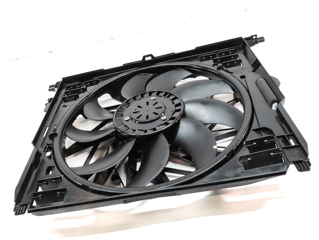 Thumbnail 3: 2010-2018 BMW 550i 550iGT 650i 750i B7 (F01 F06 F10) 850w RADIATOR COOLING FAN