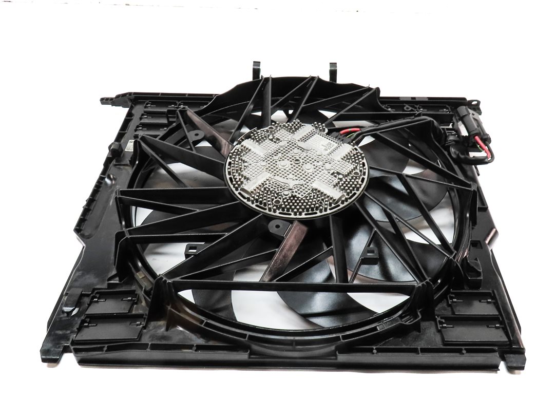 Thumbnail 5: 2010-2018 BMW 550i 550iGT 650i 750i B7 (F01 F06 F10) 850w RADIATOR COOLING FAN