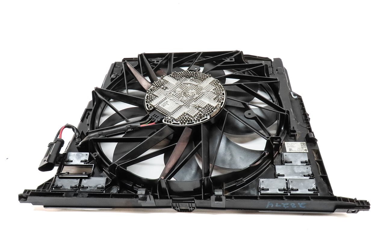 Thumbnail 6: 2010-2018 BMW 550i 550iGT 650i 750i B7 (F01 F06 F10) 850w RADIATOR COOLING FAN