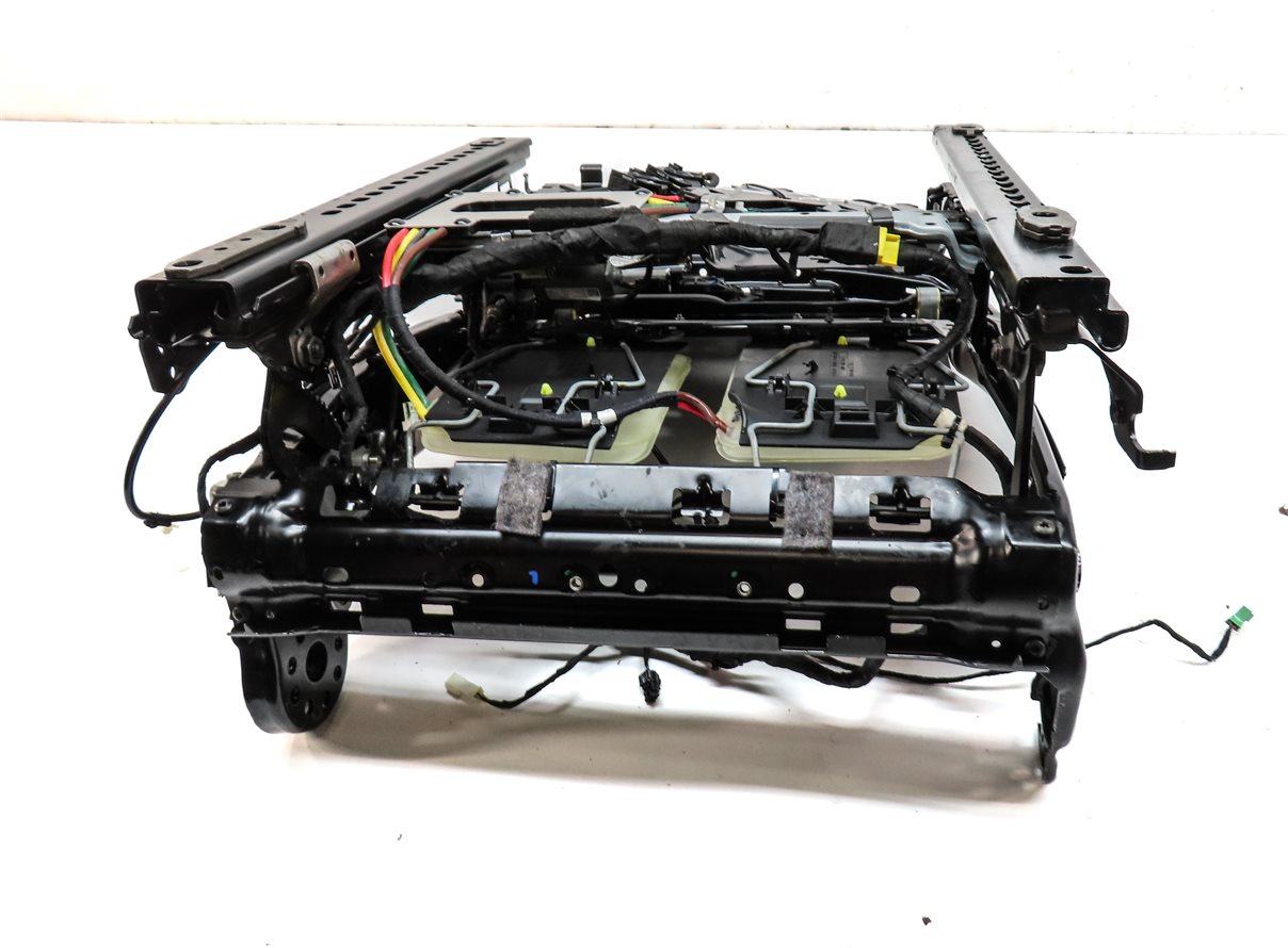 Thumbnail 6: 13-19 BMW 640i 650i M6 F06 GRAN COUPE FRONT RIGHT PASSENGER SEAT TRACK w/ MOTORS