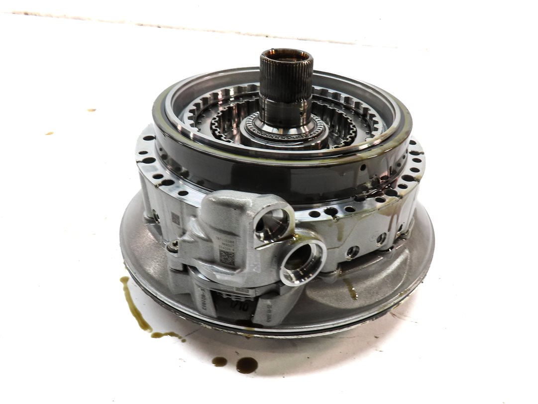 13-19 BMW 550i 550iGT 650i 750i (F01 F02 F10) RWD 8HP70 TRANSMISSION OIL PUMP