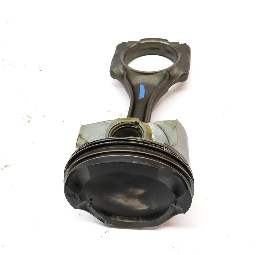 Thumbnail 3: 13 BMW 6 7 M5 M6 F01 F06 F10 4.4L N63 RIGHT ENGINE PISTON & CONNECTING ROD