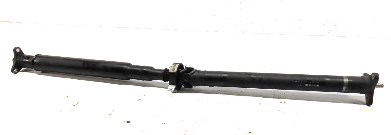 Thumbnail 1: 2012-2019 BMW 550i 650i GRAN COUPE F06 F10 RWD REAR DRIVESHAFT DRIVE LINE SHAFT