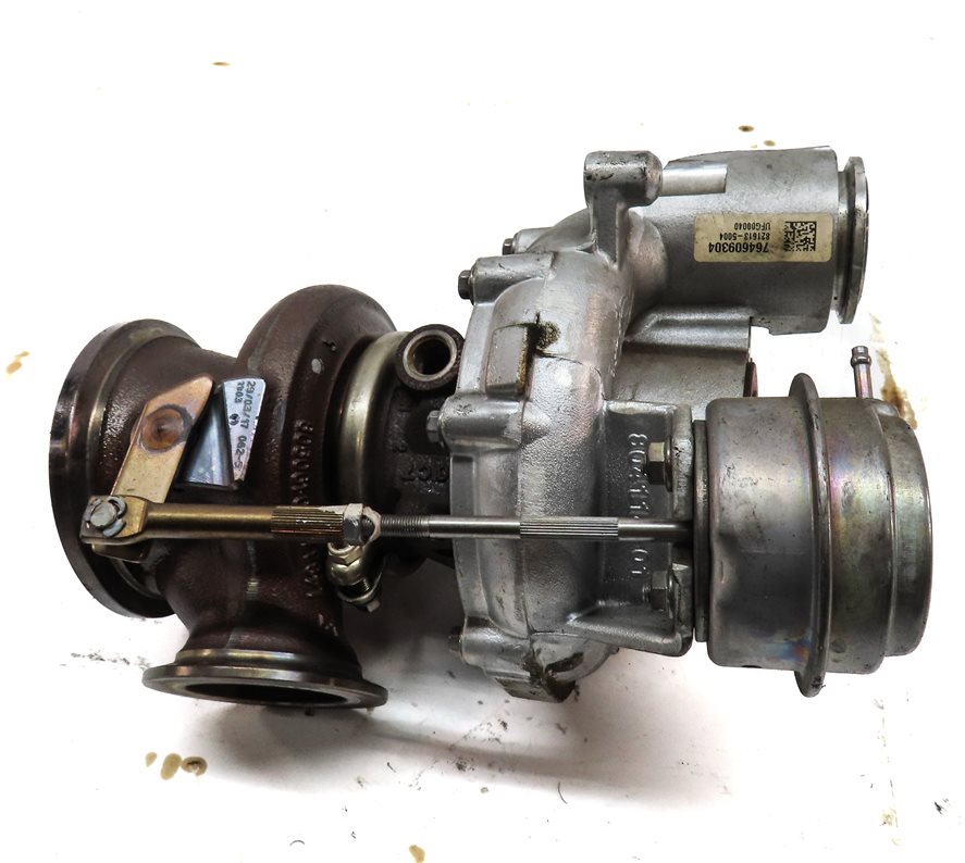 Thumbnail 6: 2013-2019 BMW 550i 550iGT 650i 750i X5 X6 4.4L N63 ENGINE LEFT TURBOCHARGER