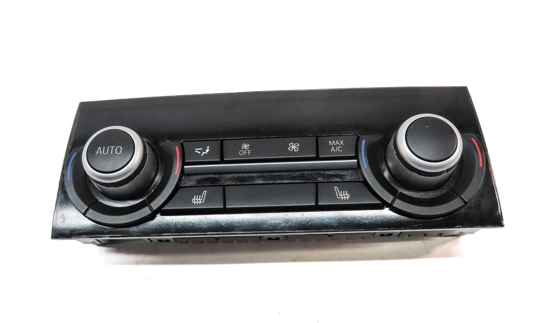 Thumbnail 3: 2010-2019 BMW 528i 535i 550i 740i 750i 760i (F01 F06 F10) REAR TEMPERATURE PANEL