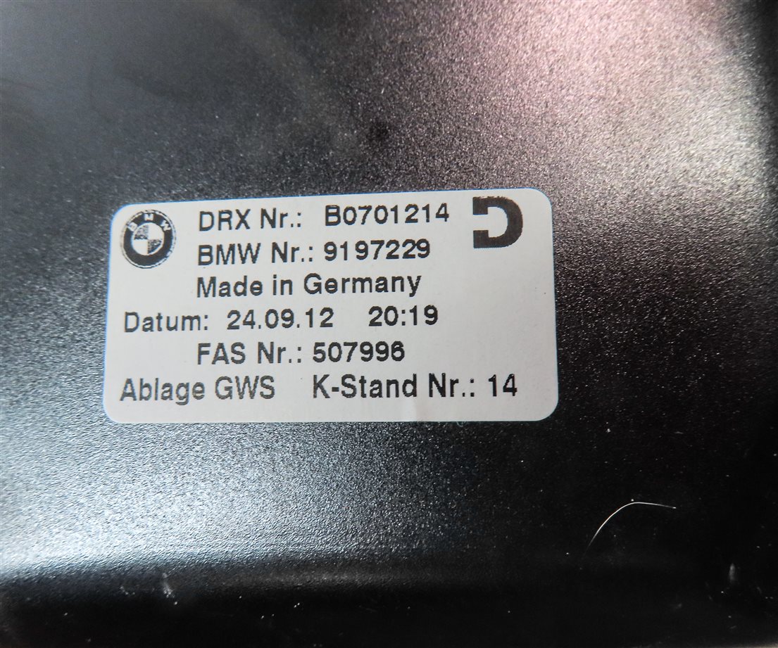 Thumbnail 7: 2013 BMW 650i GRAN COUPE (F06) FRONT CENTER CONSOLE ASHTRAY ASH TRAY (BLACK)