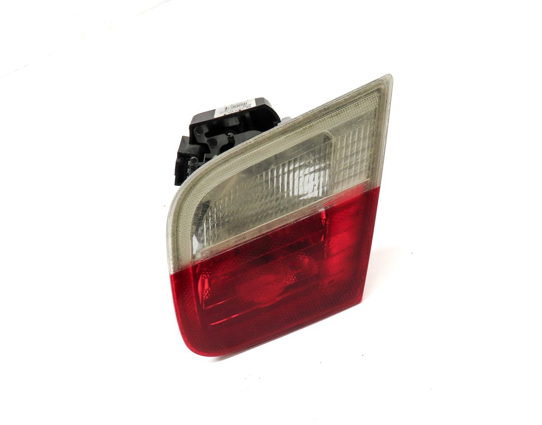 Thumbnail 3: 00-03 3 SERIES COUPE CONVERTIBLE E46 REAR RIGHT INNER TAILLIGHT TAIL LIGHT LAMP