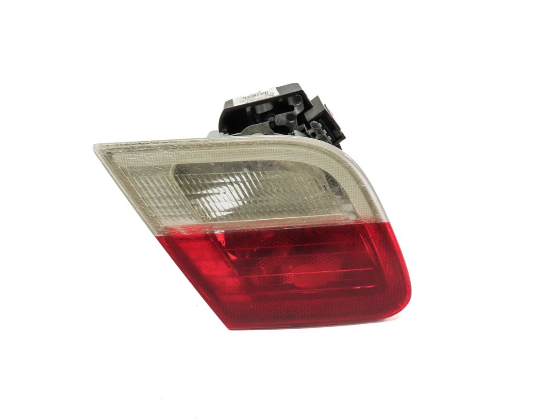 Thumbnail 2: 00-03 3 SERIES COUPE CONVERTIBLE (E46) REAR LEFT INNER TAILLIGHT TAIL LIGHT LAMP