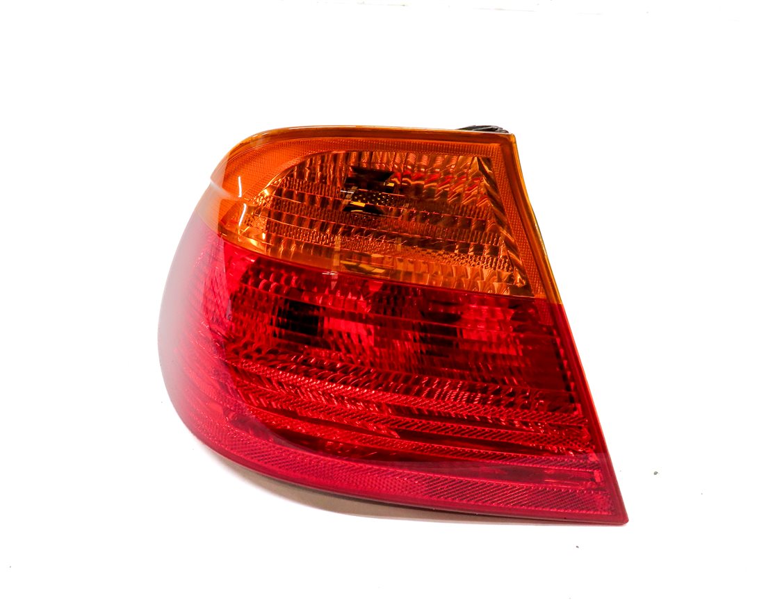 Thumbnail 3: 2000-2003 3 SERIES CONVERTIBLE (E46) REAR LEFT OUTER TAILLIGHT TAIL LIGHT LAMP