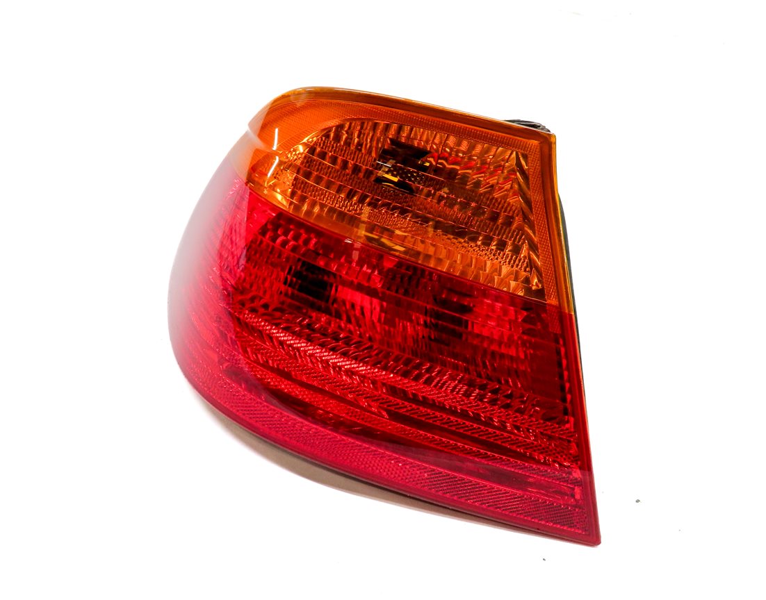 Thumbnail 4: 2000-2003 3 SERIES CONVERTIBLE (E46) REAR LEFT OUTER TAILLIGHT TAIL LIGHT LAMP