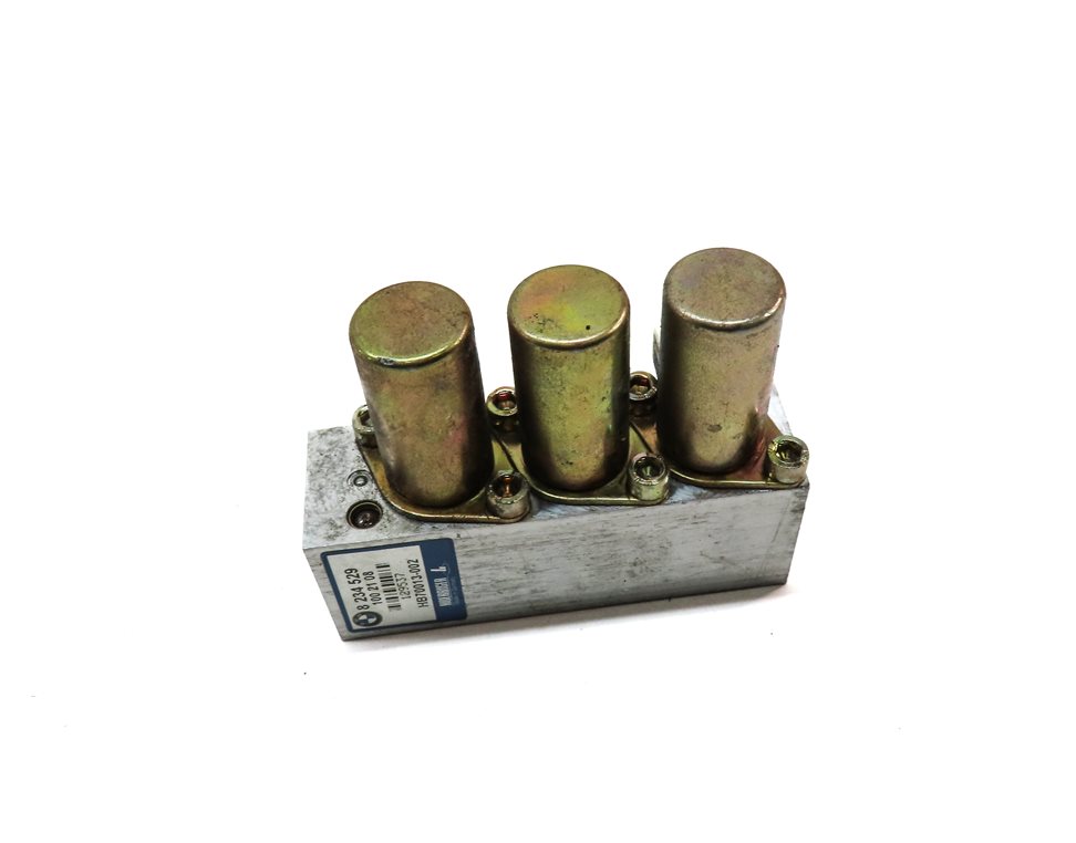 Thumbnail 2: 2003 BMW 325Ci CONVERTIBLE (E46) CONVERTIBLE TOP VALVE BLOCK
