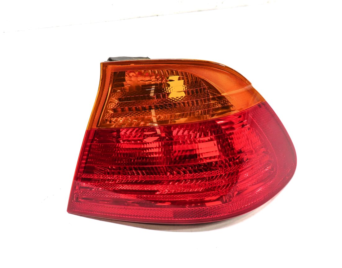 Thumbnail 2: 00-03 BMW 3 M3 SERIES E46 REAR RIGHT OUTER TAILLIGHT TAIL LIGHT LAMP AMBER LENS
