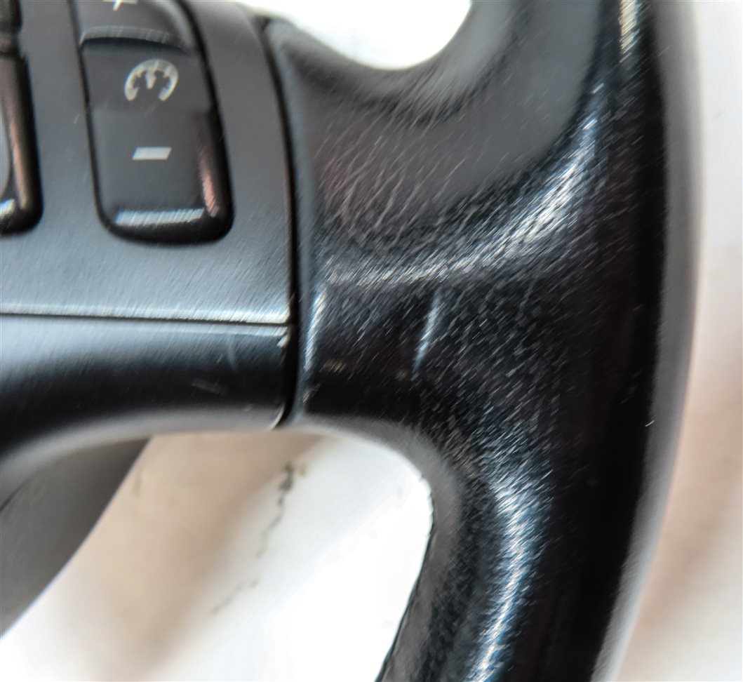 Thumbnail 7: 01-06 BMW 3 SERIES (E46) 3 SPOKE SPORT STEERING WHEEL w/ SWITCH BUTTONS (BLACK)