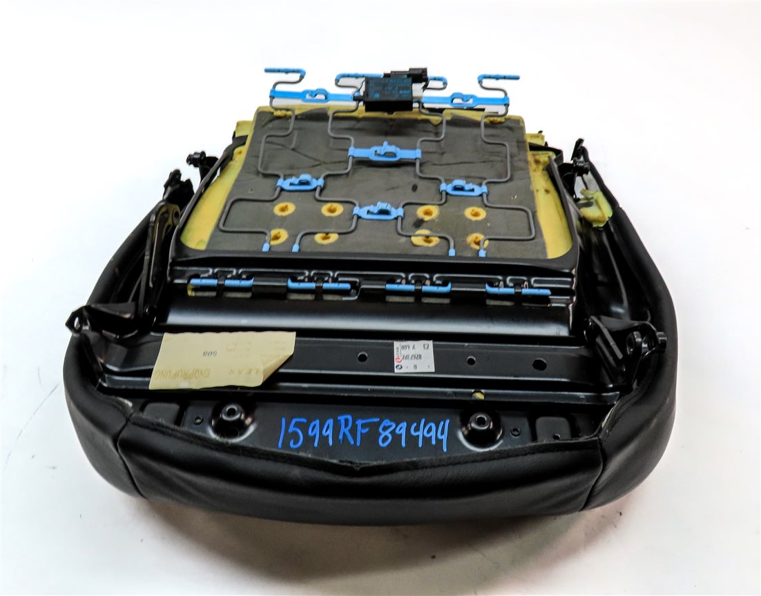 Thumbnail 5: 2003 BMW 325Ci CONVERTIBLE (E46) FRONT RIGHT LOWER STANDARD SEAT CUSHION (BLACK)