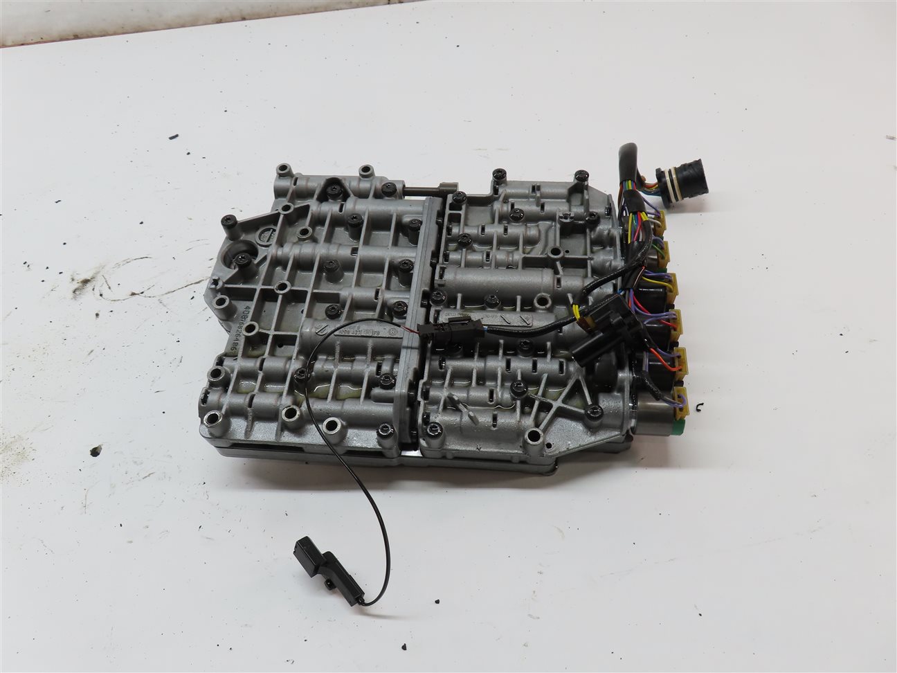 Thumbnail 2: 2003-2006 BMW 325i (E46) A5S 360R / 390R AUTO AUTOMATIC TRANSMISSION VALVE BODY