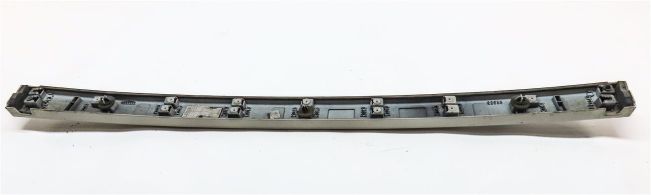 Thumbnail 6: 2009 LAND RANGE ROVER SPORT (L320) REAR HATCH TRUNK LOGO TRIM PANEL (WHITE)