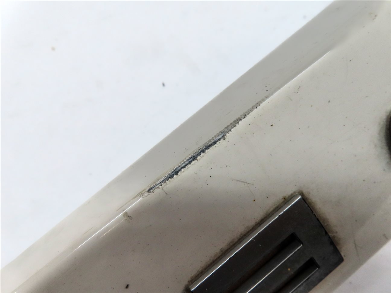 Thumbnail 9: 2009 LAND RANGE ROVER SPORT (L320) REAR HATCH TRUNK LOGO TRIM PANEL (WHITE)