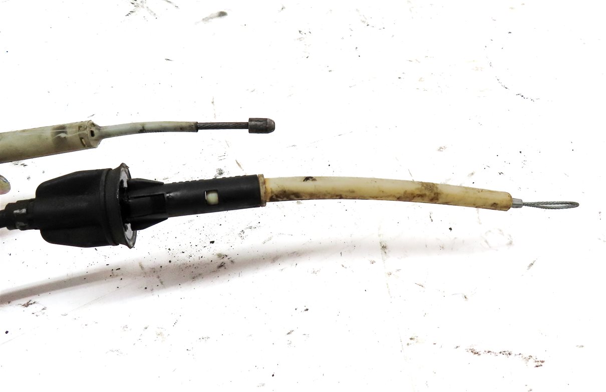 Thumbnail 6: 2009 LAND RANGE ROVER SPORT (L320) EMERGENCY PARKING BRAKE ACTUATOR w/ CABLES