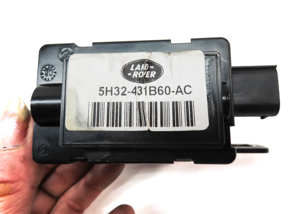 Thumbnail 7: 2009 LAND RANGE ROVER SPORT (L320) REAR HATCH TRUNK UPPER GLASS LOCK LATCH
