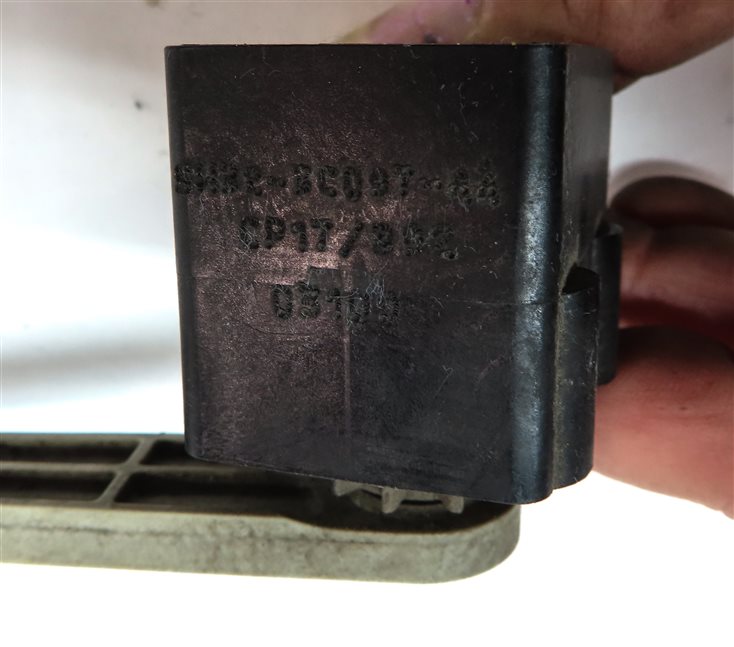 Thumbnail 5: 2009 LAND RANGE ROVER SPORT (L320) FRONT LEFT DRIVER HEIGHT LEVEL SENSOR