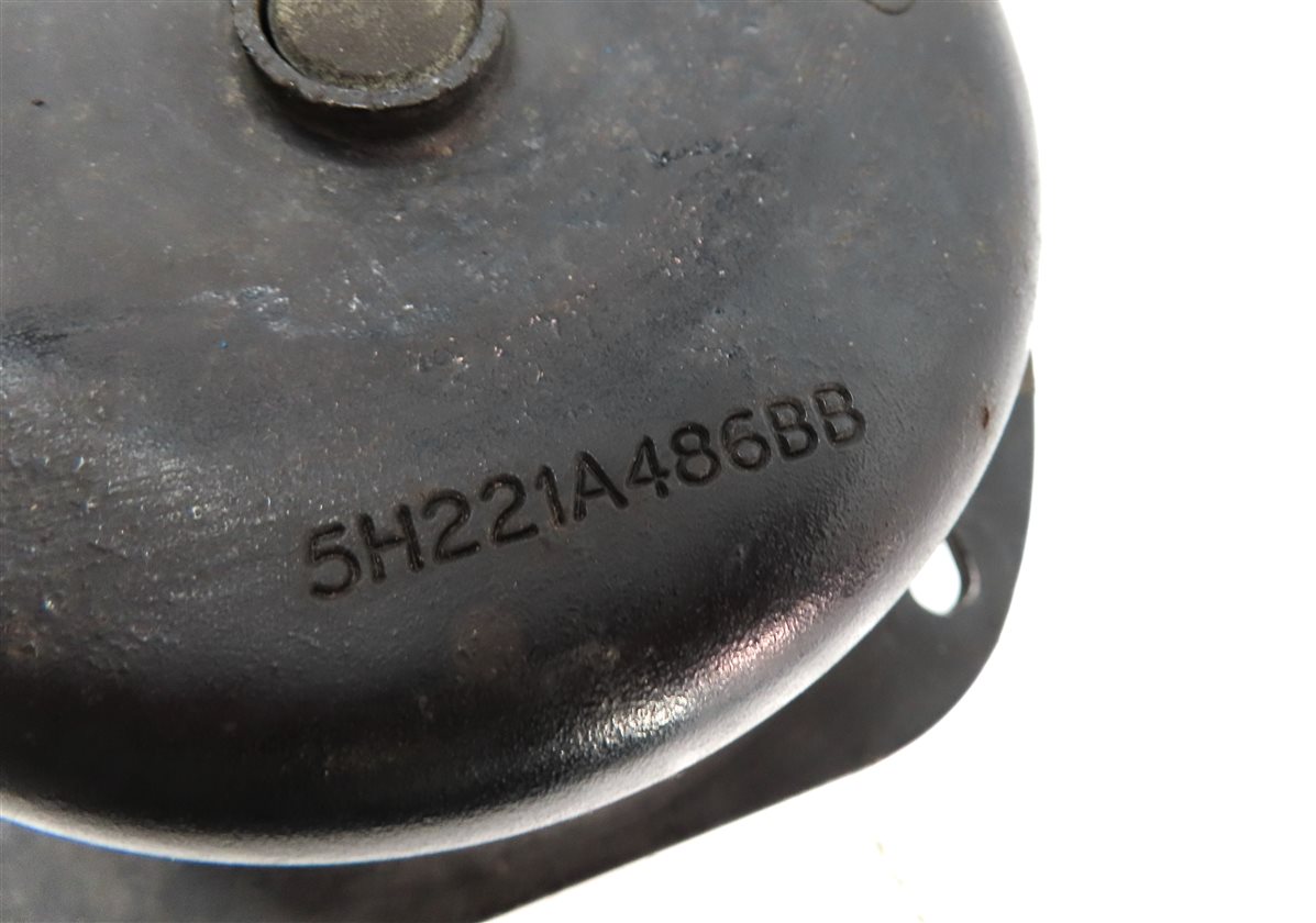 Thumbnail 7: 2009 LAND RANGE ROVER SPORT (L320) EMERGENCY SPARE TIRE HOLDER WINCH STORAGE