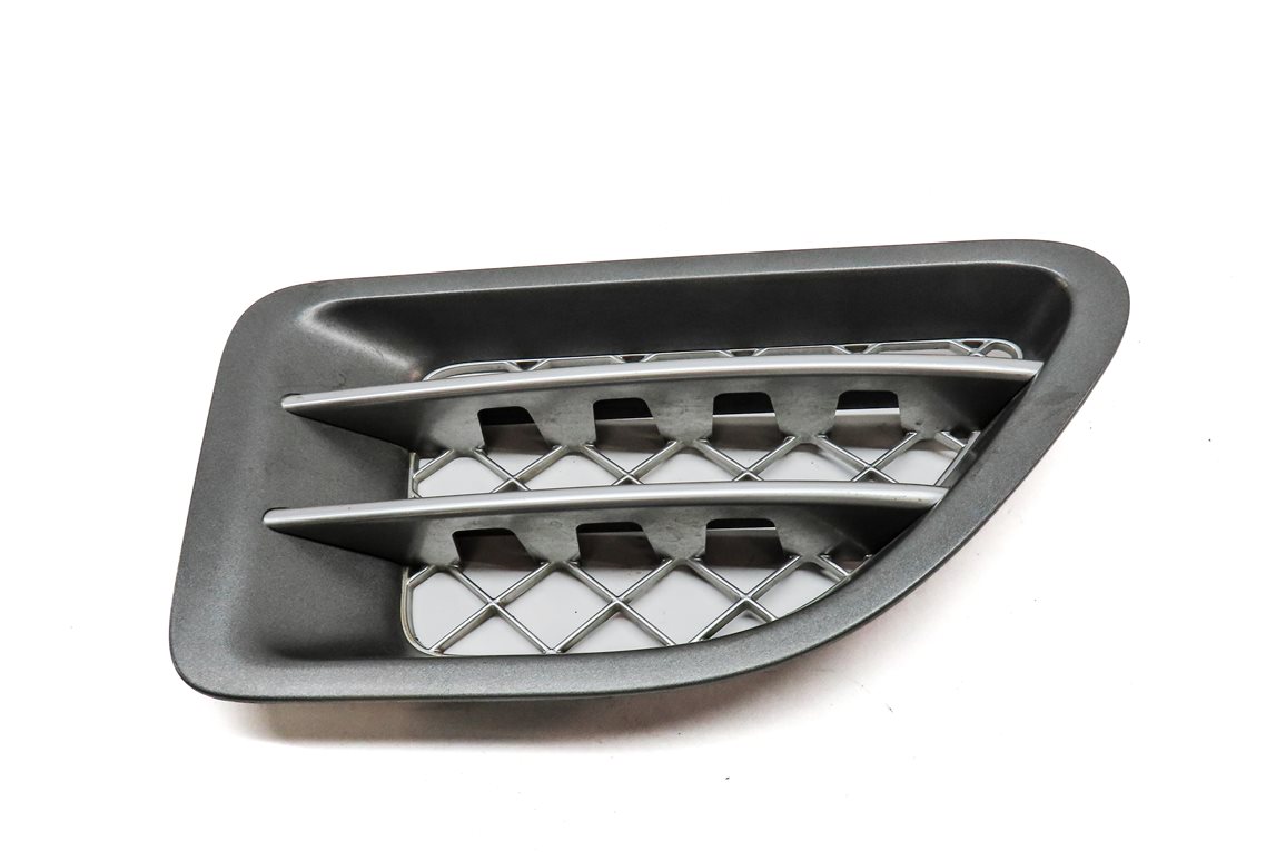 Thumbnail 2: 2009 LAND RANGE ROVER SPORT (L320) FRONT RIGHT PASSENGER FENDER AIR VENT GRILLE