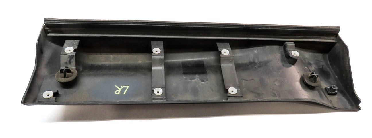 Thumbnail 9: 2006-2013 RANGE ROVER SPORT (L320) FRONT & REAR LOWER DOOR MOULDING TRIM SET-4