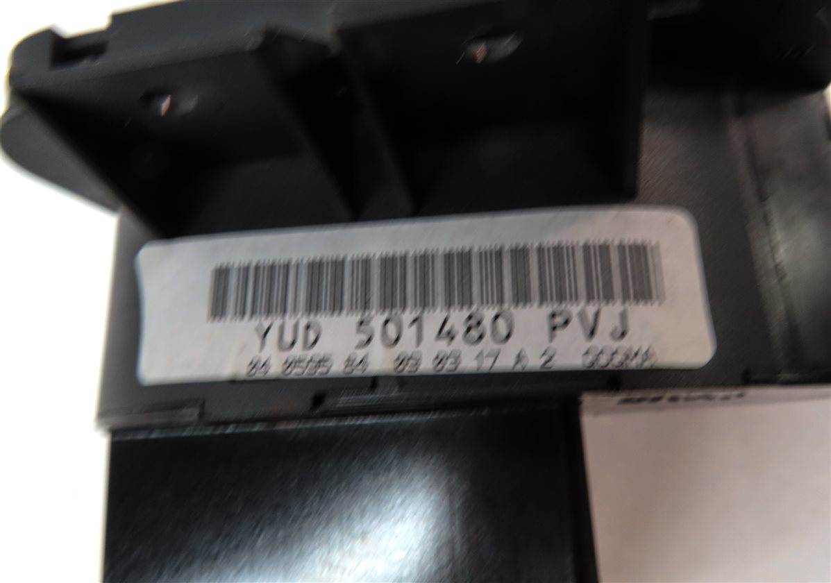 Thumbnail 6: 2005-2009 LAND ROVER LR3 / RANGE ROVER SPORT (L320) HEADLIGHT SWITCH