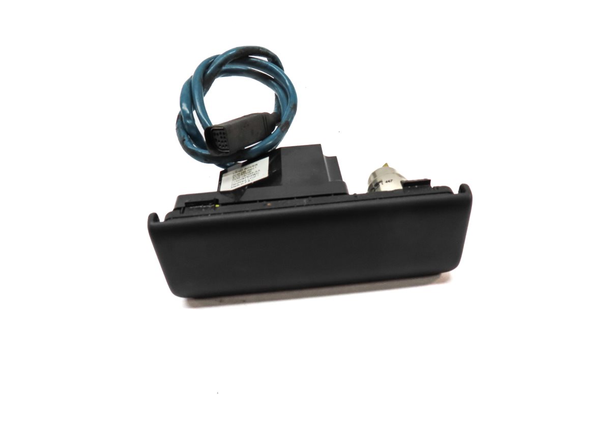 Thumbnail 2: 2009 LAND RANGE ROVER SPORT L320 AUDIO RADIO AUXILIARY IN JACK w/ RCA 12V SOCKET