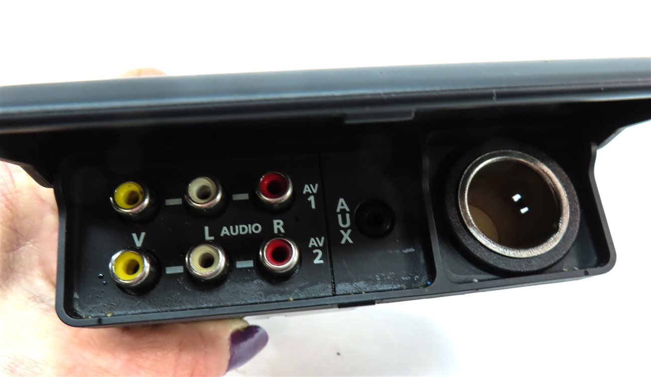 Thumbnail 6: 2009 LAND RANGE ROVER SPORT L320 AUDIO RADIO AUXILIARY IN JACK w/ RCA 12V SOCKET