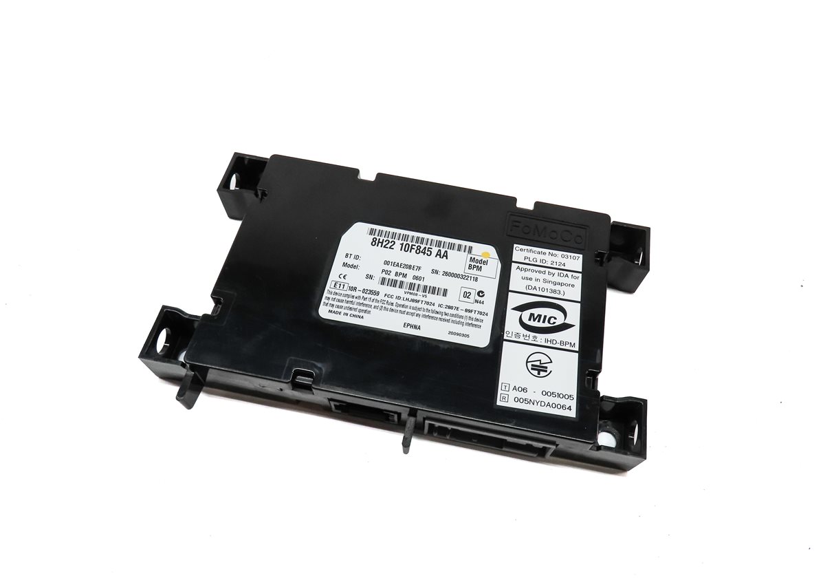 Thumbnail 1: 2009 LAND RANGE ROVER SPORT (L320) CELL PHONE CONNECT BLUETOOTH CONTROL MODULE