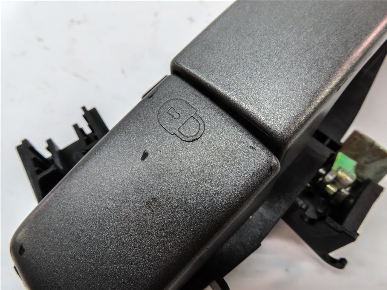 Thumbnail 7: 06-16 LR2 LR3 LR4 RANGE ROVER SPORT L320 L494 LEFT FRONT DOOR HANDLE (TEXTURED)