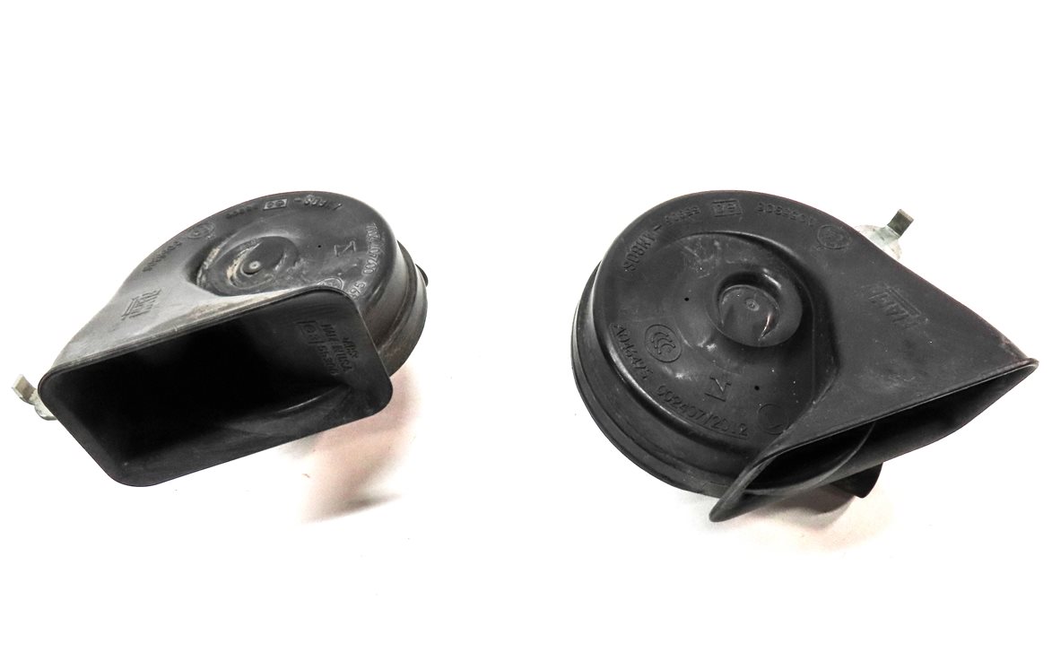 Thumbnail 2: 2011-2018 BMW X3 X4 (F25 F26) HIGH & LOW TONE SAFETY HORN SET-2