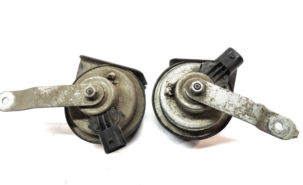 Thumbnail 4: 2011-2018 BMW X3 X4 (F25 F26) HIGH & LOW TONE SAFETY HORN SET-2