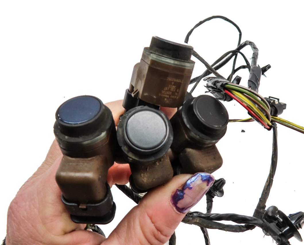 Thumbnail 4: 2016 BMW X3 (F25) REAR PARK ASSIST PDC SENSOR SET 4 (VARIOUS COLORS) w/ HARNESS