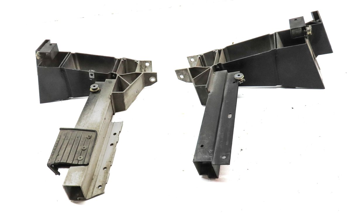 Thumbnail 2: 2016 BMW X3 (F25) HEADLIGHT HEAD LIGHT SUPPORT MOUNT BRACKET SET 2